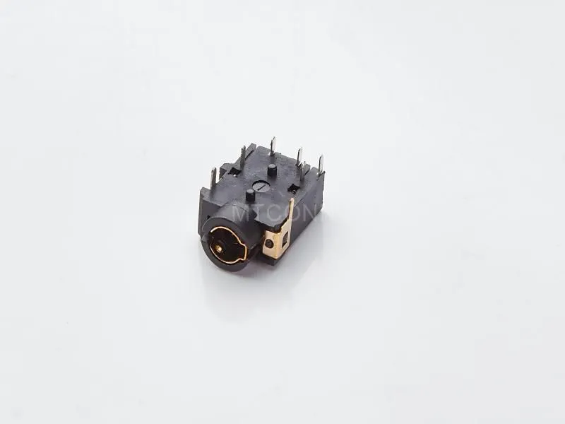 Earphone Jack Connector 7Pin 3.5mm 90 Degree DIP